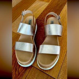 Steve Madden rose gold, leather platform sandals